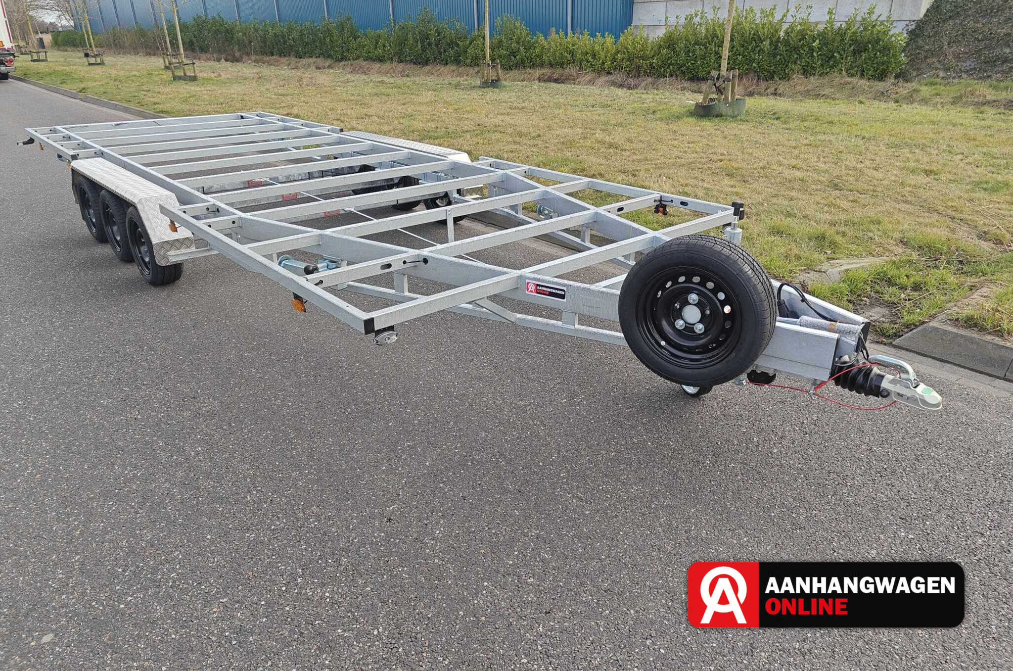 Vlemmix Tiny House Trailer Plateau – 720 cm, 3x1800 kg
